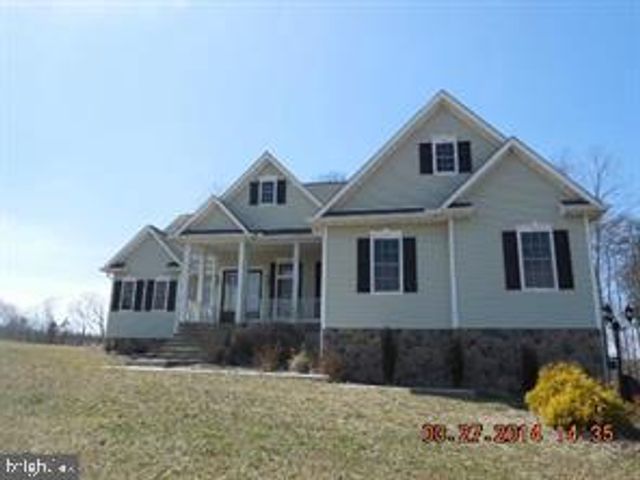 6315 LITTLE ACRES LN, Woodford, VA 22580