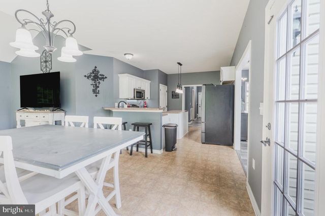 6315 LITTLE ACRES LN, Woodford, VA 22580