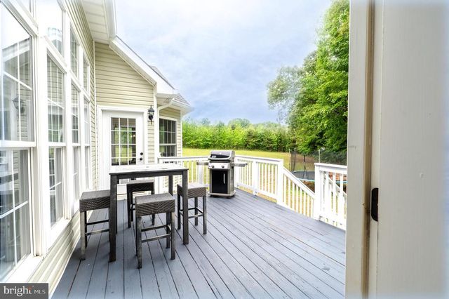 6315 LITTLE ACRES LN, Woodford, VA 22580
