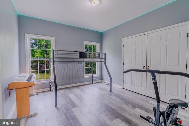 6315 LITTLE ACRES LN, Woodford, VA 22580