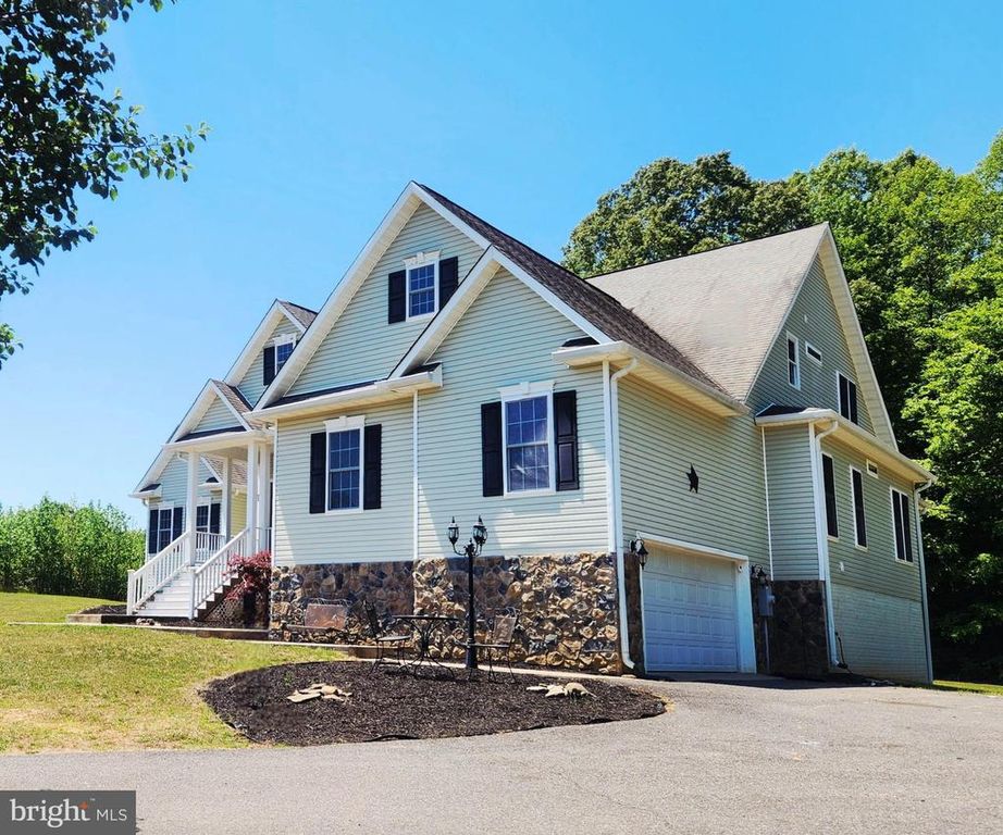 6315 LITTLE ACRES LN, Woodford, VA 22580