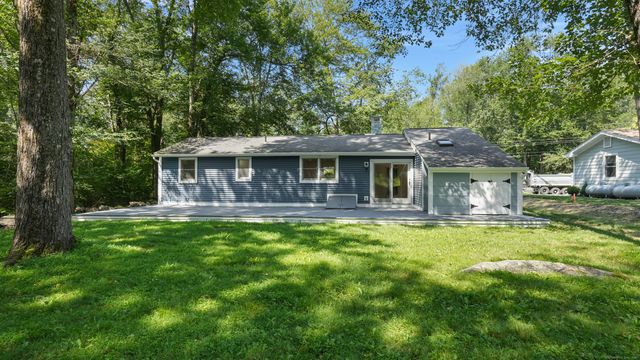 23 Valley View Lane, New Milford, CT 06776