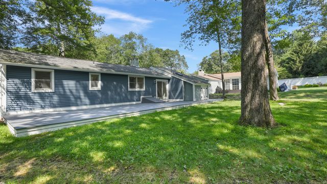 23 Valley View Lane, New Milford, CT 06776