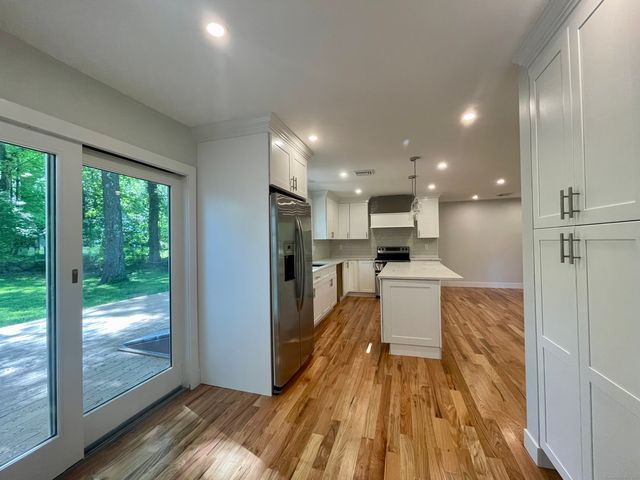 23 Valley View Lane, New Milford, CT 06776