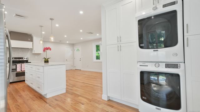 23 Valley View Lane, New Milford, CT 06776