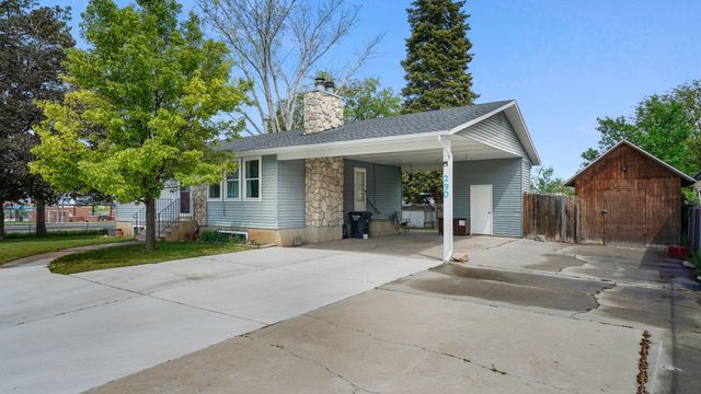 290 Apple Blossom WAY, Out Of State, UT 84653