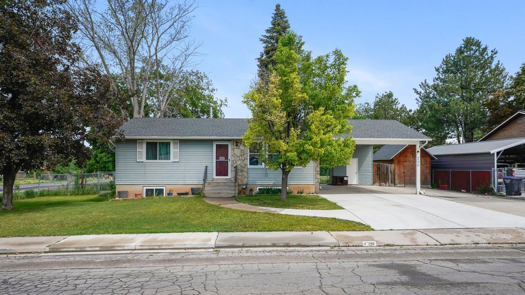 290 Apple Blossom WAY, Out Of State, UT 84653