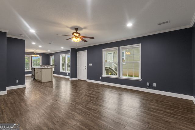 109 Willow Drive E, Newnan, GA 30263
