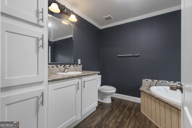109 Willow Drive E, Newnan, GA 30263