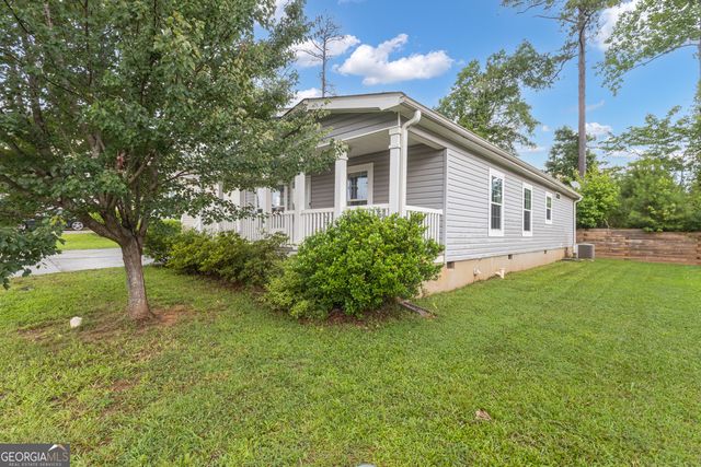 109 Willow Drive E, Newnan, GA 30263