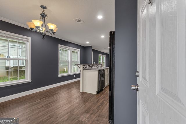 109 Willow Drive E, Newnan, GA 30263