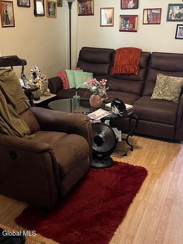 313 2nd Street, Albany, NY 12206