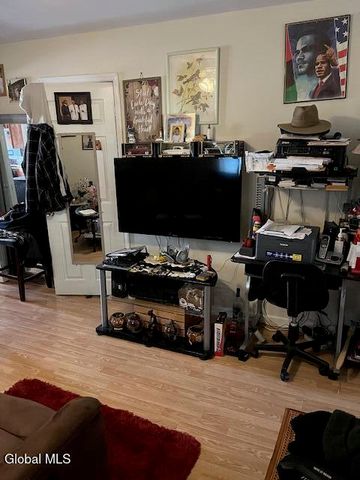 313 2nd Street, Albany, NY 12206