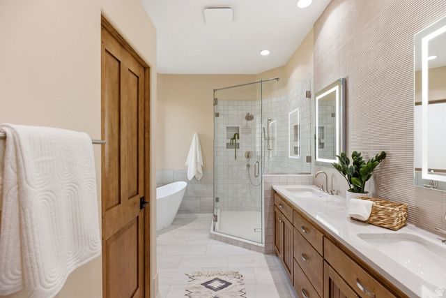 2031 E CLIFF POINT DR, St. George, UT 84790