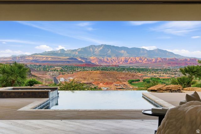 2031 E CLIFF POINT DR, St. George, UT 84790