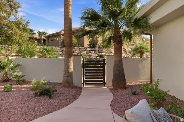 2031 E CLIFF POINT DR, St. George, UT 84790