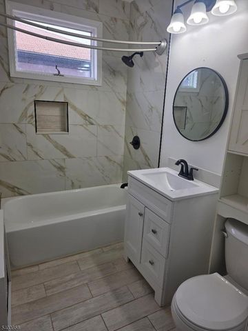 16 Mineral Sprg A, Passaic City, NJ 07055