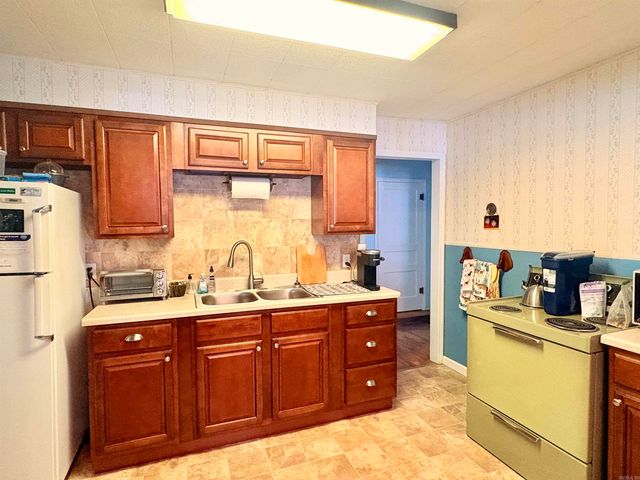 707 N Cedar Street, Searcy, AR 72143