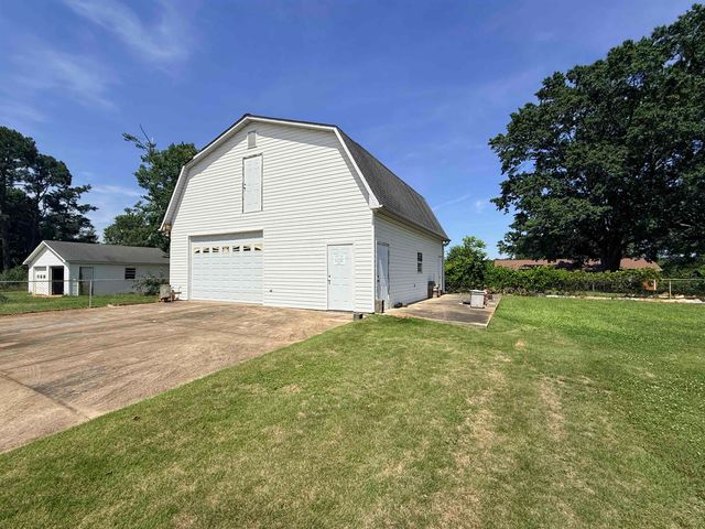 3540 Parris Bridge Road, Boiling Springs, SC 29316