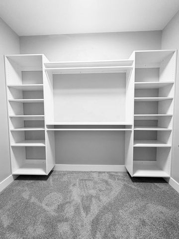 W389N7108 Pennsylvania STREET, Oconomowoc, WI 53066