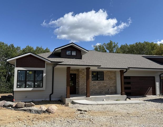 W389N7108 Pennsylvania STREET, Oconomowoc, WI 53066