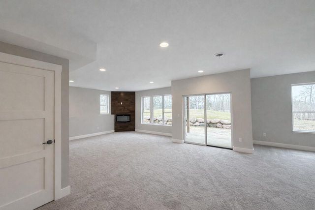 W389N7108 Pennsylvania STREET, Oconomowoc, WI 53066