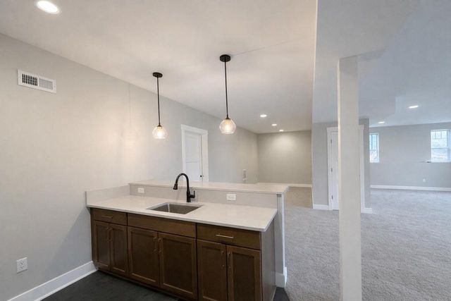 W389N7108 Pennsylvania STREET, Oconomowoc, WI 53066