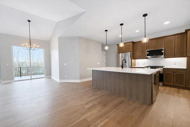 W389N7108 Pennsylvania STREET, Oconomowoc, WI 53066