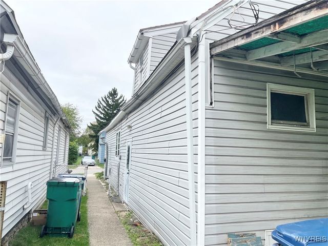 301 Davey Street, Buffalo, NY 14206