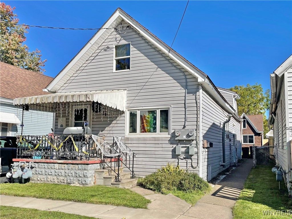 301 Davey Street, Buffalo, NY 14206