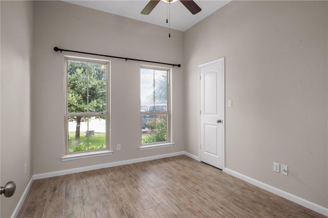 3075 Positano Loop, Bryan, TX 77808