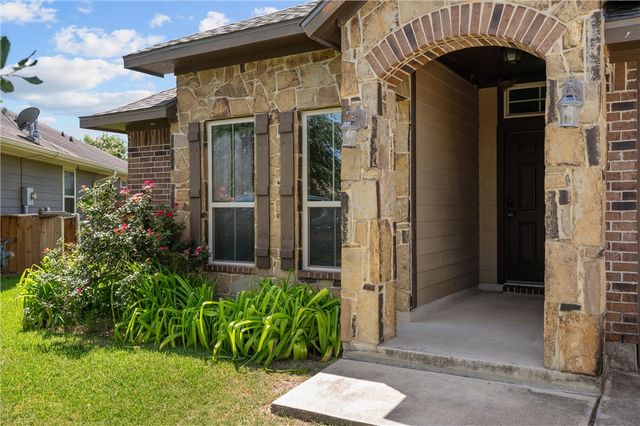 3075 Positano Loop, Bryan, TX 77808