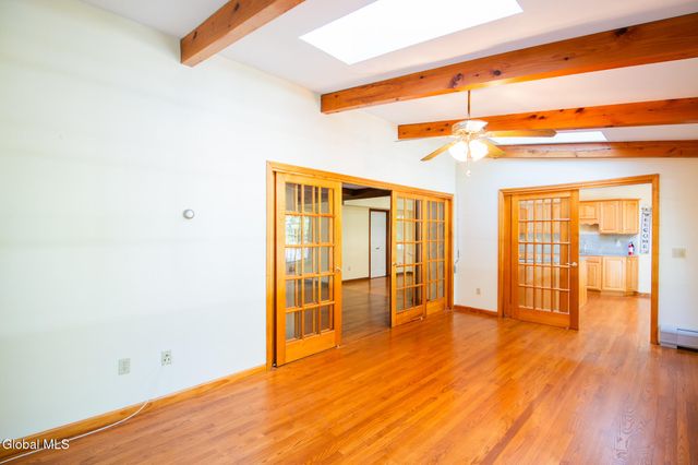 20 Lantern Hill Road, Queensbury, NY 12804