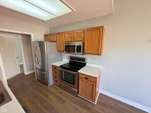 227 Park Place Court, Avon, IN 46123