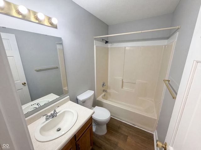 227 Park Place Court, Avon, IN 46123