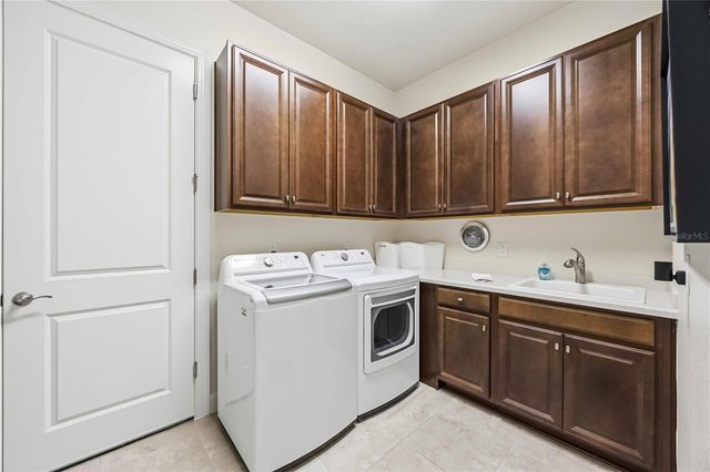 5400 MANCHINI STREET, Sarasota, FL 34238