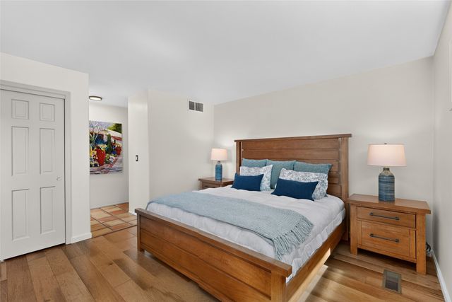 258 Loma Entrada, Santa Fe, NM 87501