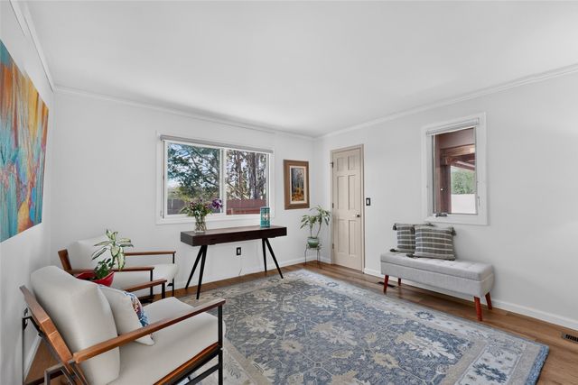 258 Loma Entrada, Santa Fe, NM 87501