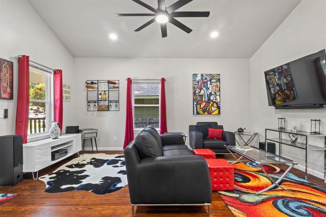 535 S Wheeling Avenue, Tulsa, OK 74104