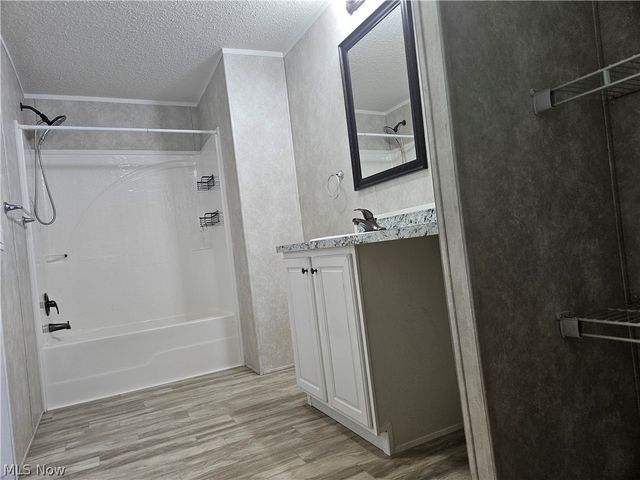 202 W Main Road 93, Conneaut, OH 44030