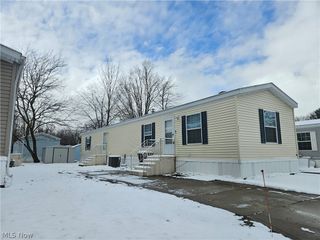 202 W Main Road 93, Conneaut, OH 44030