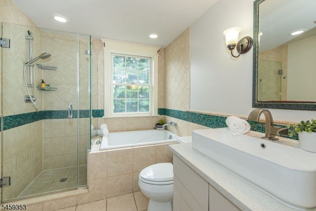 12 Melrose Pl, Montclair Twp., NJ 07042