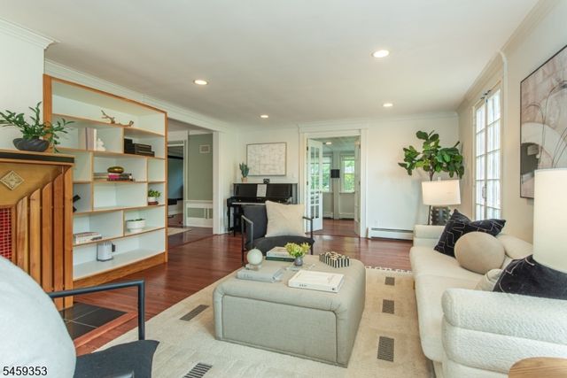 12 Melrose Pl, Montclair Twp., NJ 07042