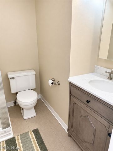 16710 Dynes Avenue, Cleveland, OH 44128