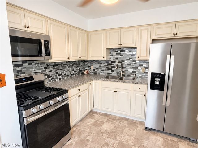16710 Dynes Avenue, Cleveland, OH 44128