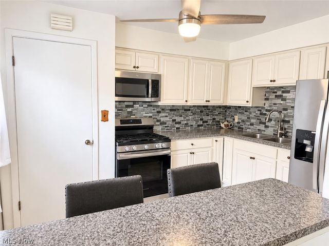 16710 Dynes Avenue, Cleveland, OH 44128