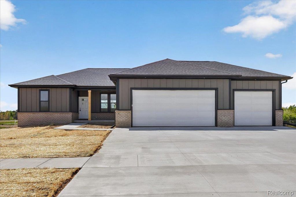 2401 McClellan Boulevard, Davison, MI 48423