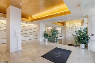 1008 Hudson Park, Edgewater Boro, NJ 07020