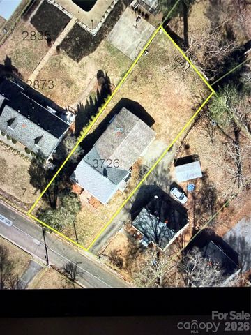 316 Sharon Avenue NW, Lenoir, NC 28645
