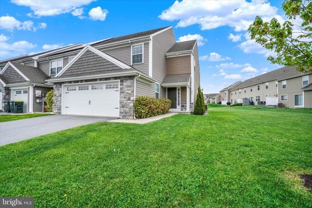 340 CEDAR HOLLOW, Manheim, PA 17545